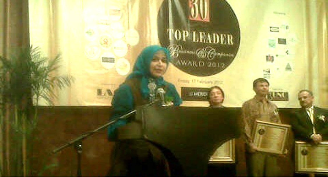 Prof. dr. Hj. Faida, MMR, CHRA – Owner Bina Sehat GroupTOP Hospital In Service Excellent Of The Year
30 TOP LEADER BUSSINESS & COMPANIES AWARD 2012 
